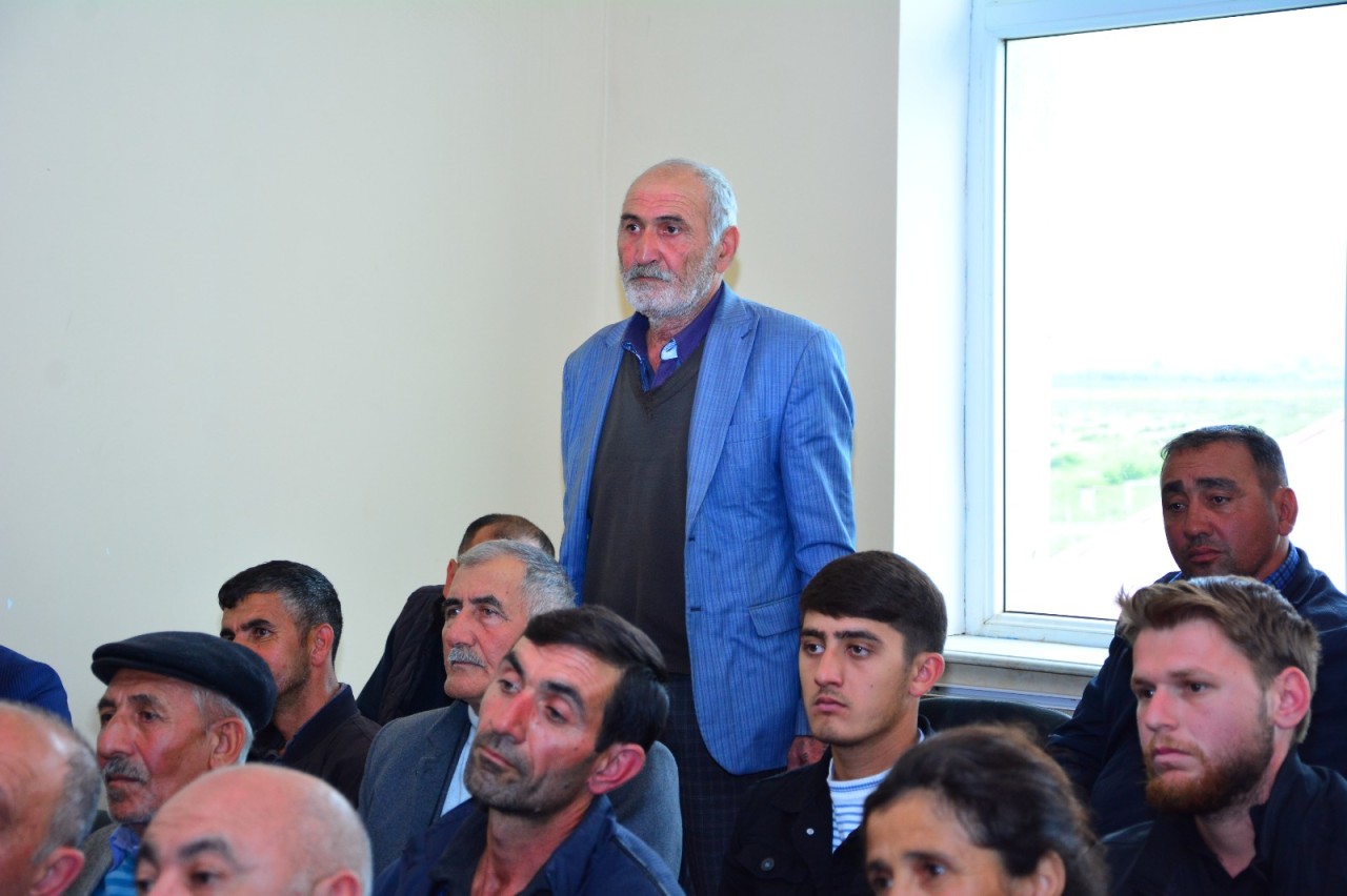 Ağstafanın icra başçısı səyyar qəbul keçirdi - FOTOLAR